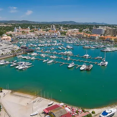 Bright & Stylish 2bedflat 5min Walk To In Vilamoura Quarteira
