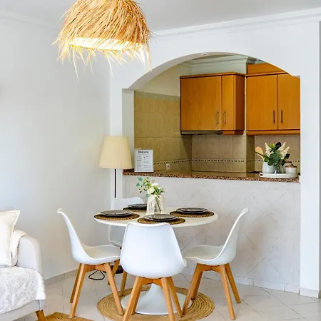 Bright & Stylish 2bedflat 5min Walk To In Vilamoura * Quarteira