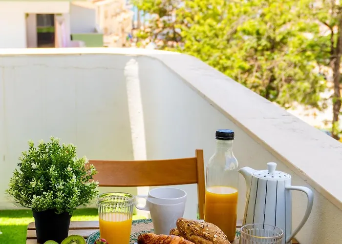 Bright & Stylish 2bedflat 5min Walk To In Vilamoura 아파트