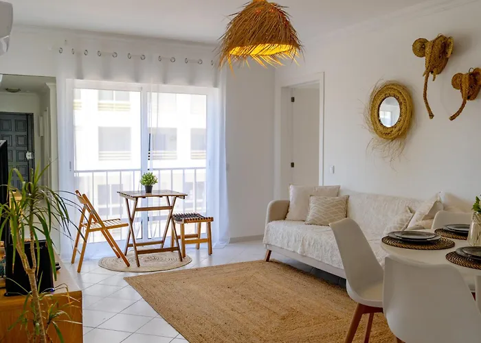 아파트 Bright & Stylish 2bedflat 5min Walk To In Vilamoura 쿼테이라