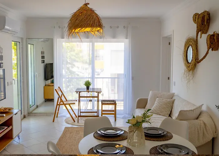 Bright & Stylish 2bedflat 5min Walk To In Vilamoura *