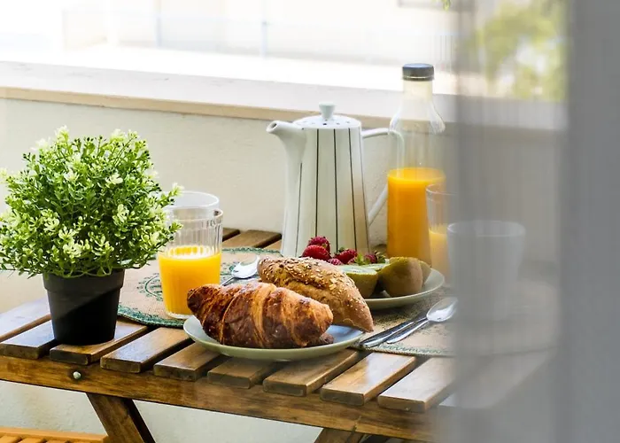 Bright & Stylish 2bedflat 5min Walk To In Vilamoura * Quarteira