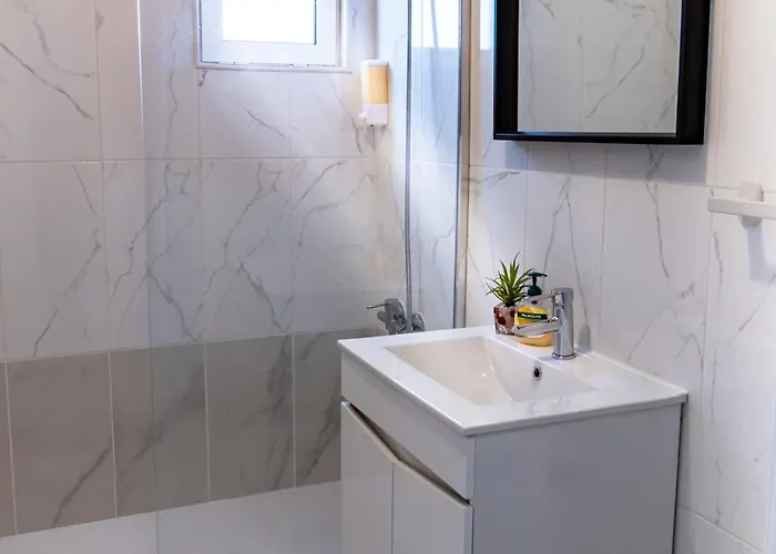 Bright & Stylish 2bedflat 5min Walk To In Vilamoura * 쿼테이라